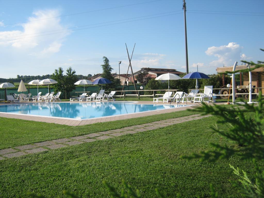 Agriturismo Trebis 볼타 만토바나 외부 사진