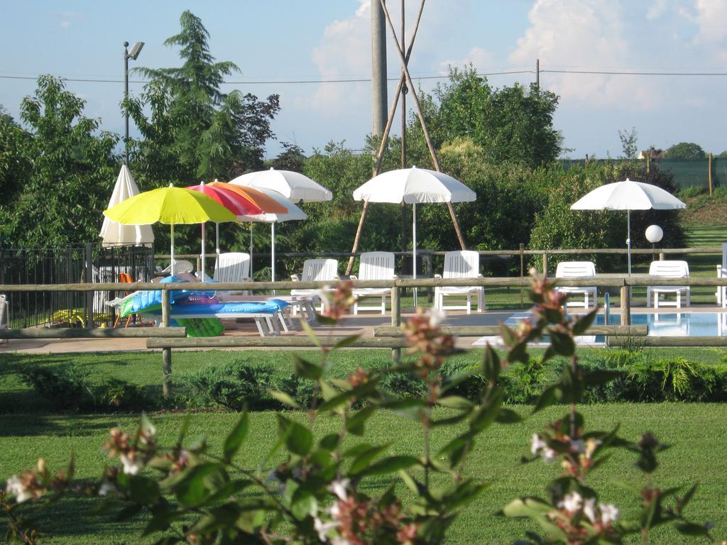 Agriturismo Trebis 볼타 만토바나 외부 사진