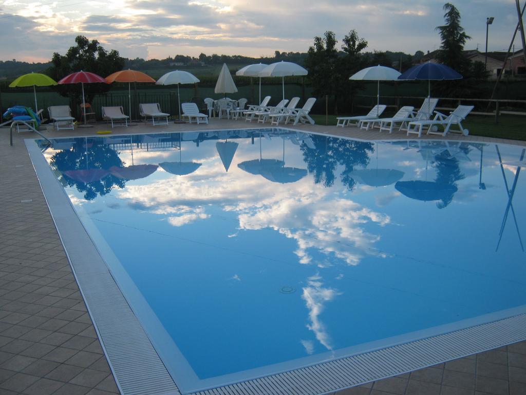 Agriturismo Trebis 볼타 만토바나 외부 사진