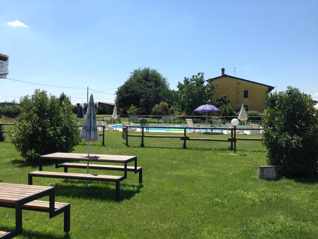 Agriturismo Trebis 볼타 만토바나 외부 사진