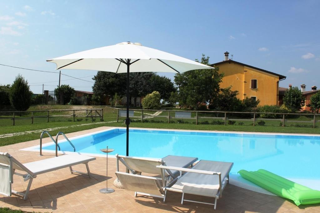 Agriturismo Trebis 볼타 만토바나 외부 사진