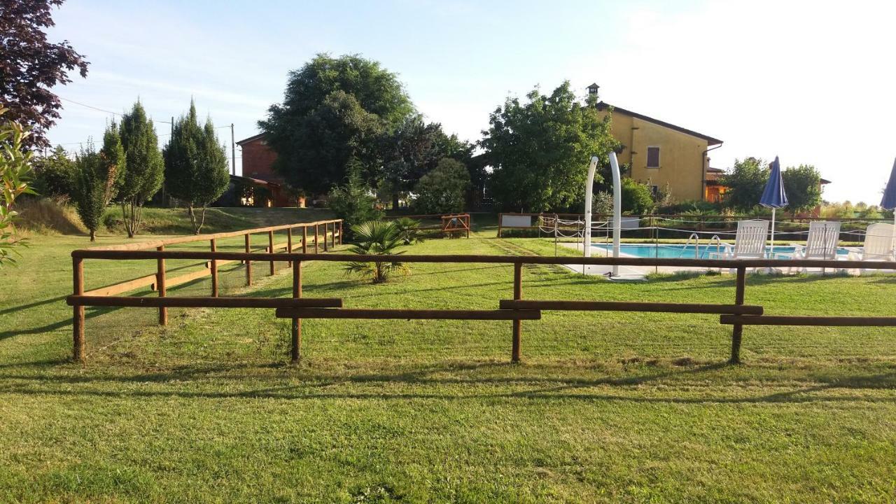 Agriturismo Trebis 볼타 만토바나 외부 사진