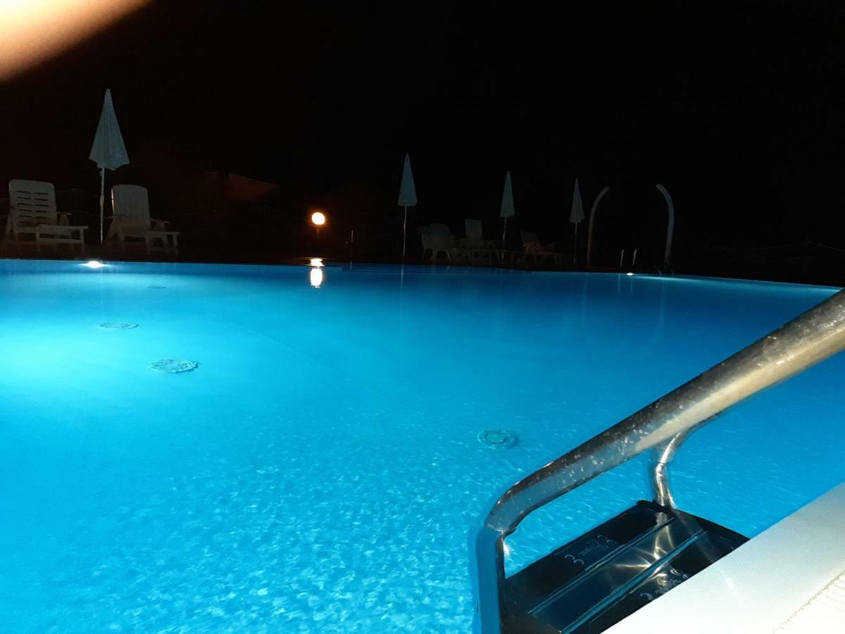 Agriturismo Trebis 볼타 만토바나 외부 사진